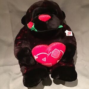 Huge st valentines gorilla